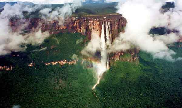 Водопад Анхель, Национальный парк Канайма